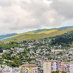 Apartmán Hillside By Pikhost *